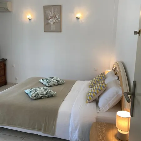 Apartmán Charming In The Centre Of Cannes