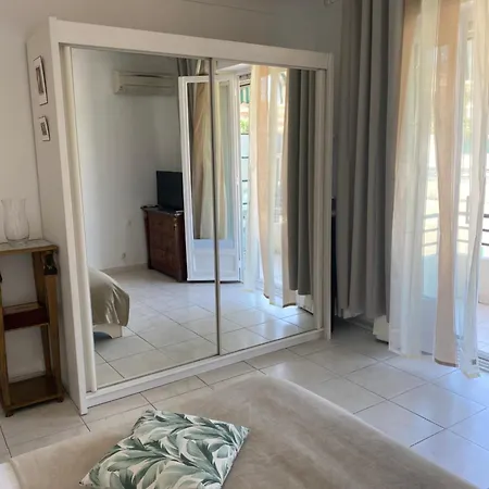 Charming In The Centre Of Apartment *