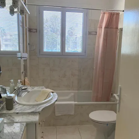 Charming In The Centre Of Apartment *