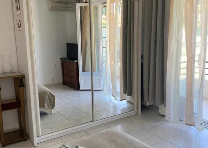 Charming In The Centre Of Apartman *