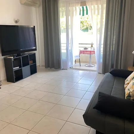 Charming In The Centre Of Apartment *