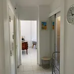 Апартаменты Charming In The Centre Of *